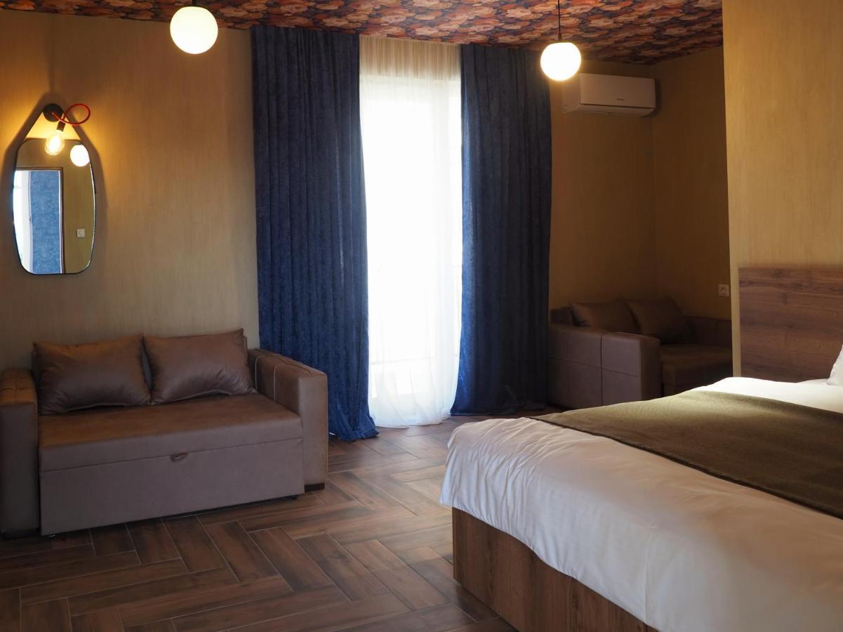 Hotel Banihills Tbilisi Exterior photo